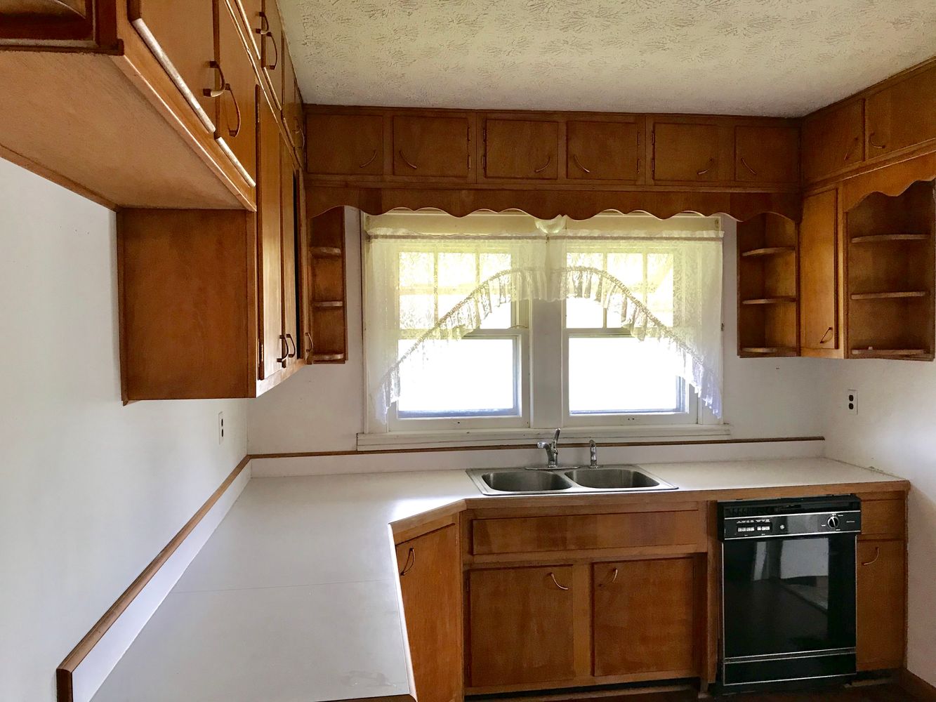 1118 N State Highway 7, Grayson, KY 41143